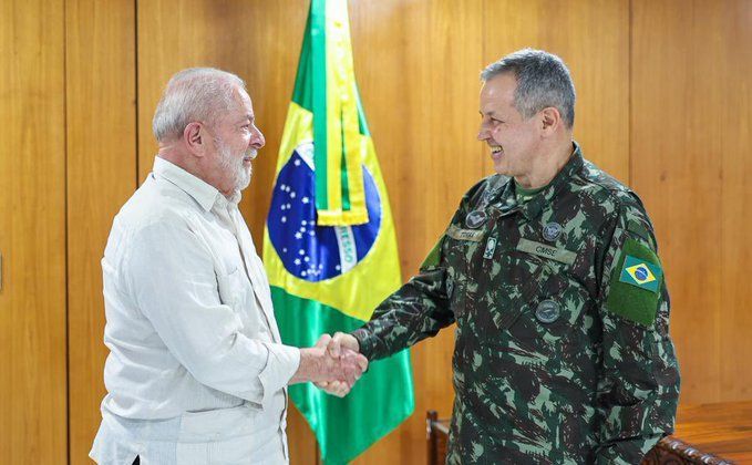 Lula da Silva destituye  a general involucrado en los sucesos del 8 de enero