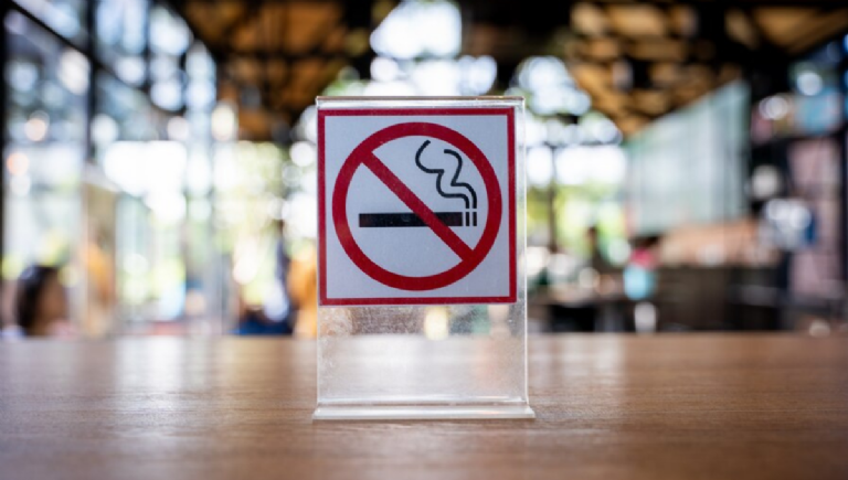 Entra en vigor nueva ley contra el tabaco