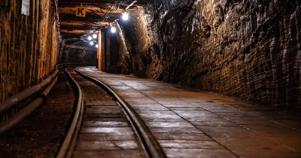 La minería se rige bajo estrictas regulaciones para operar