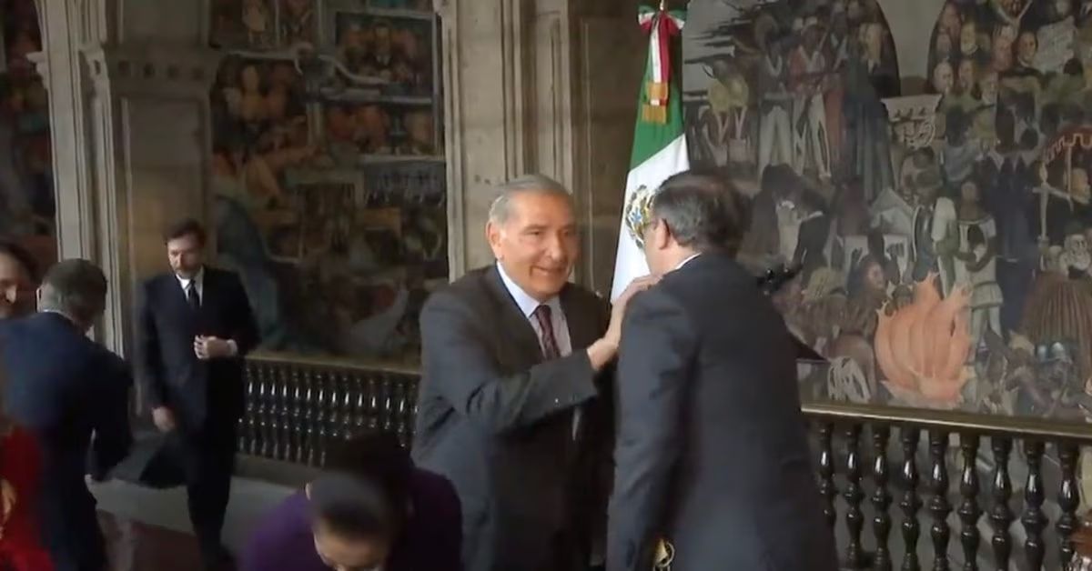 Adán Augusto López supera a Marcelo Ebrard en Morena