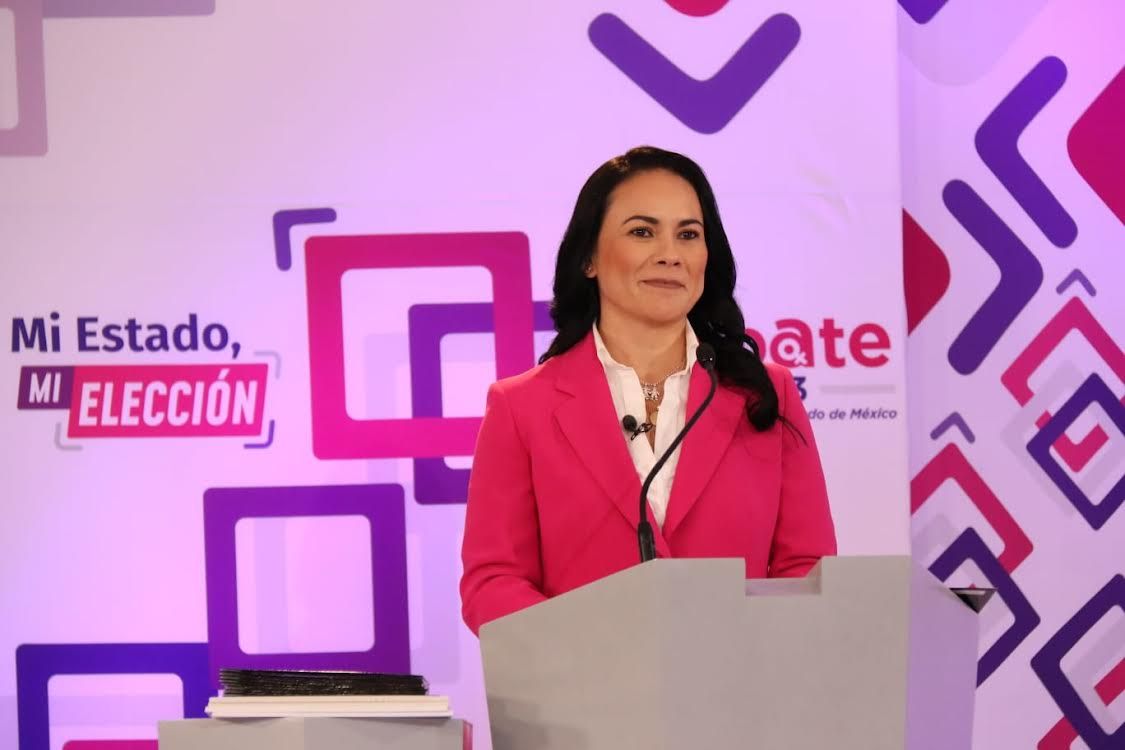 Alcanza Alejandra del Moral a Delfina Gómez