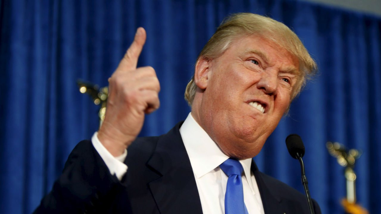 donald trump acusado inflar riqueza