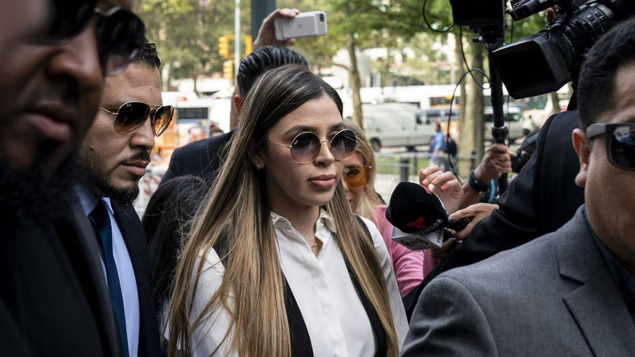 emma coronel salio de la carcel