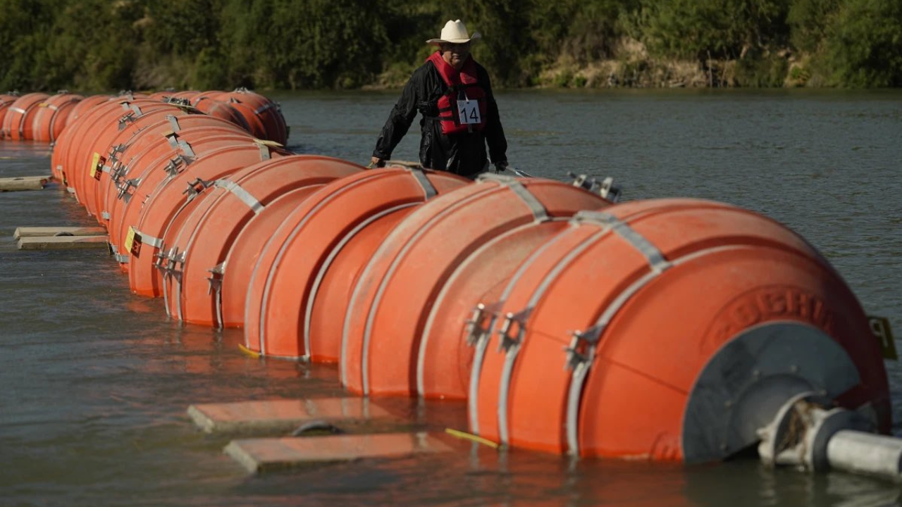 juez ordena retirar boyas en rio grande