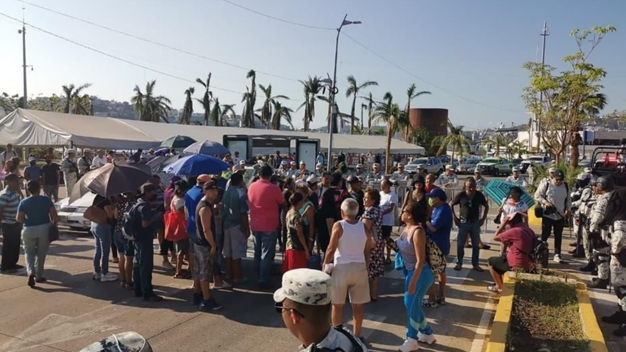 Nuevo bloqueo de damnificados en Acapulco: Exigen ser censados