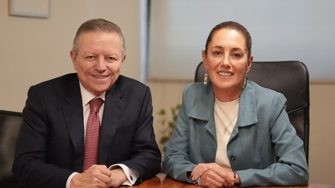 "2024 será el año de Claudia Sheinbaum": Arturo Zaldívar