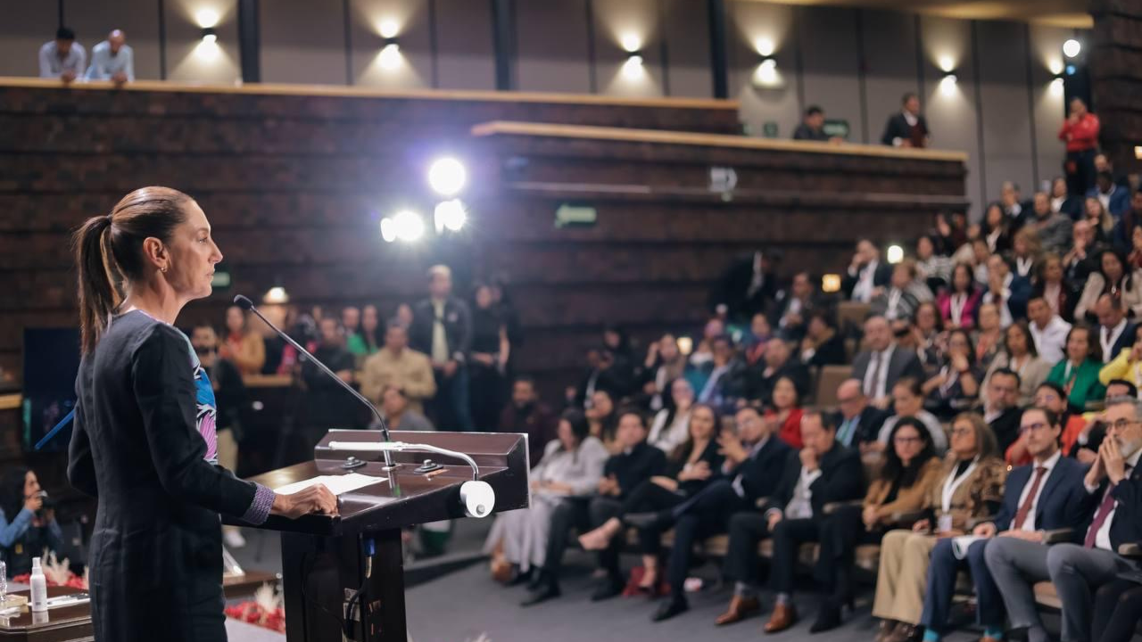 "Unidad, organización y suma de voluntades": Sheinbaum a diputados de Morena