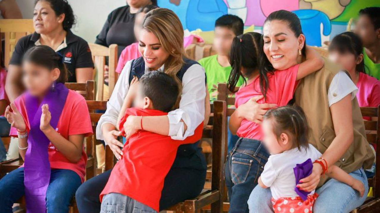 Evelyn Salgado reafirma su compromiso con las y los niños de Guerrero