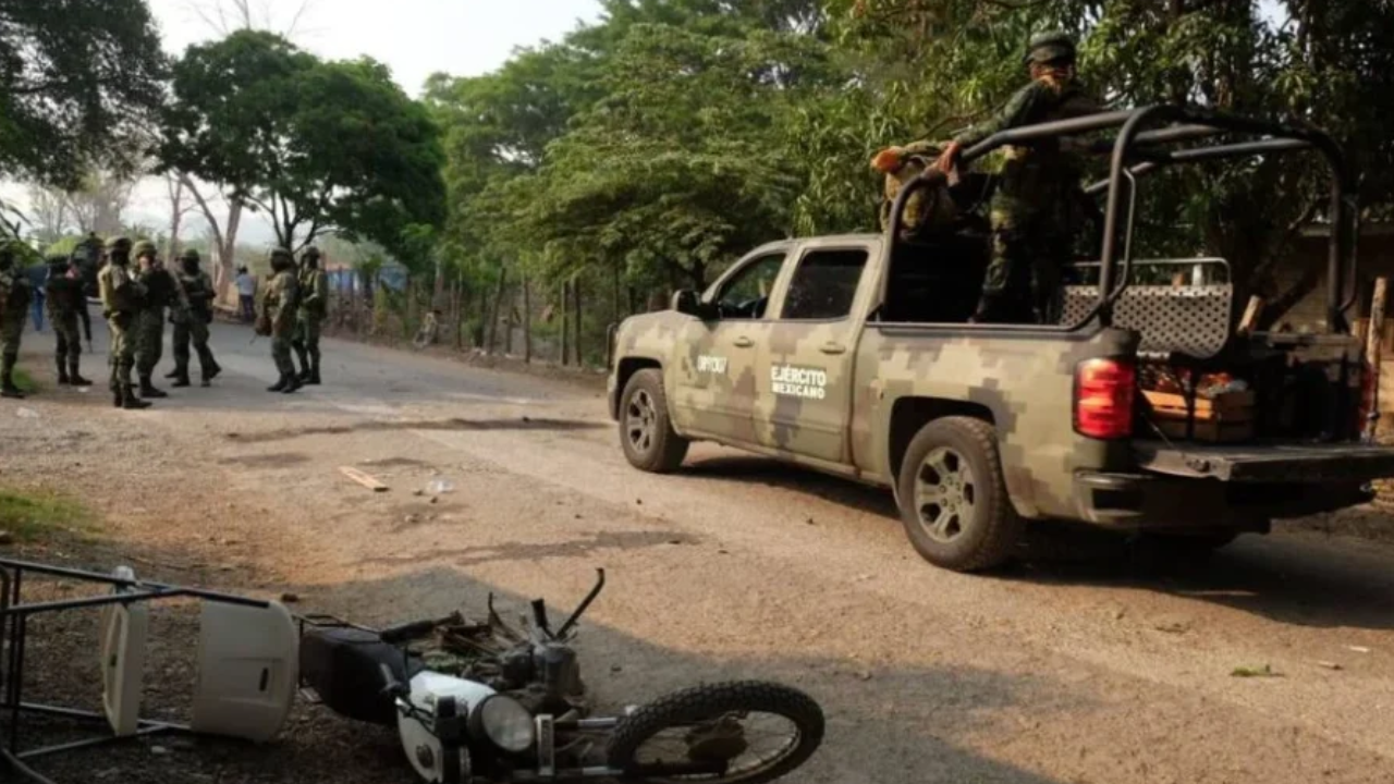 Privan de la libertad a más de 60 hombres en la Sierra de Chiapas