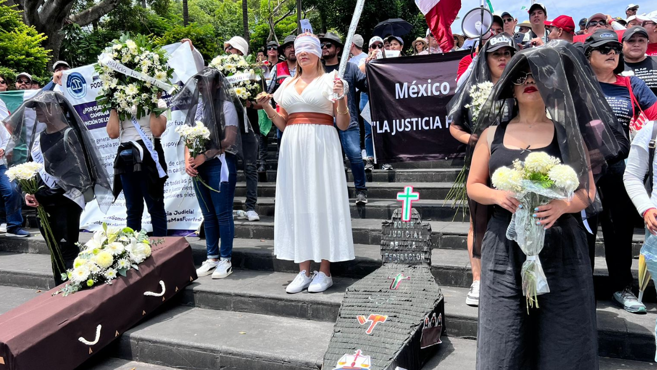 Marcharon trabajadores del PJF en Morelos; pidieron al TSJ y ciudadanos sumarse a sus demandas