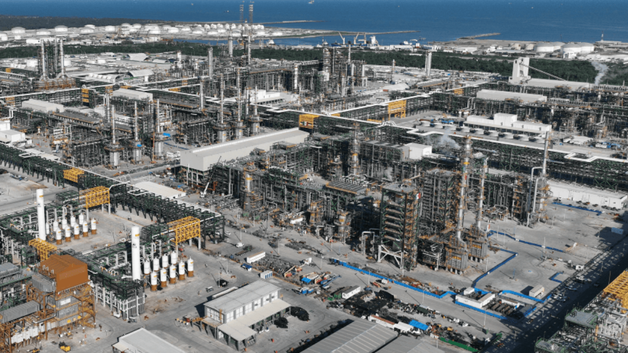 El costo de la refinería Olmeca iguala el ahorro por huachicol: AMLO