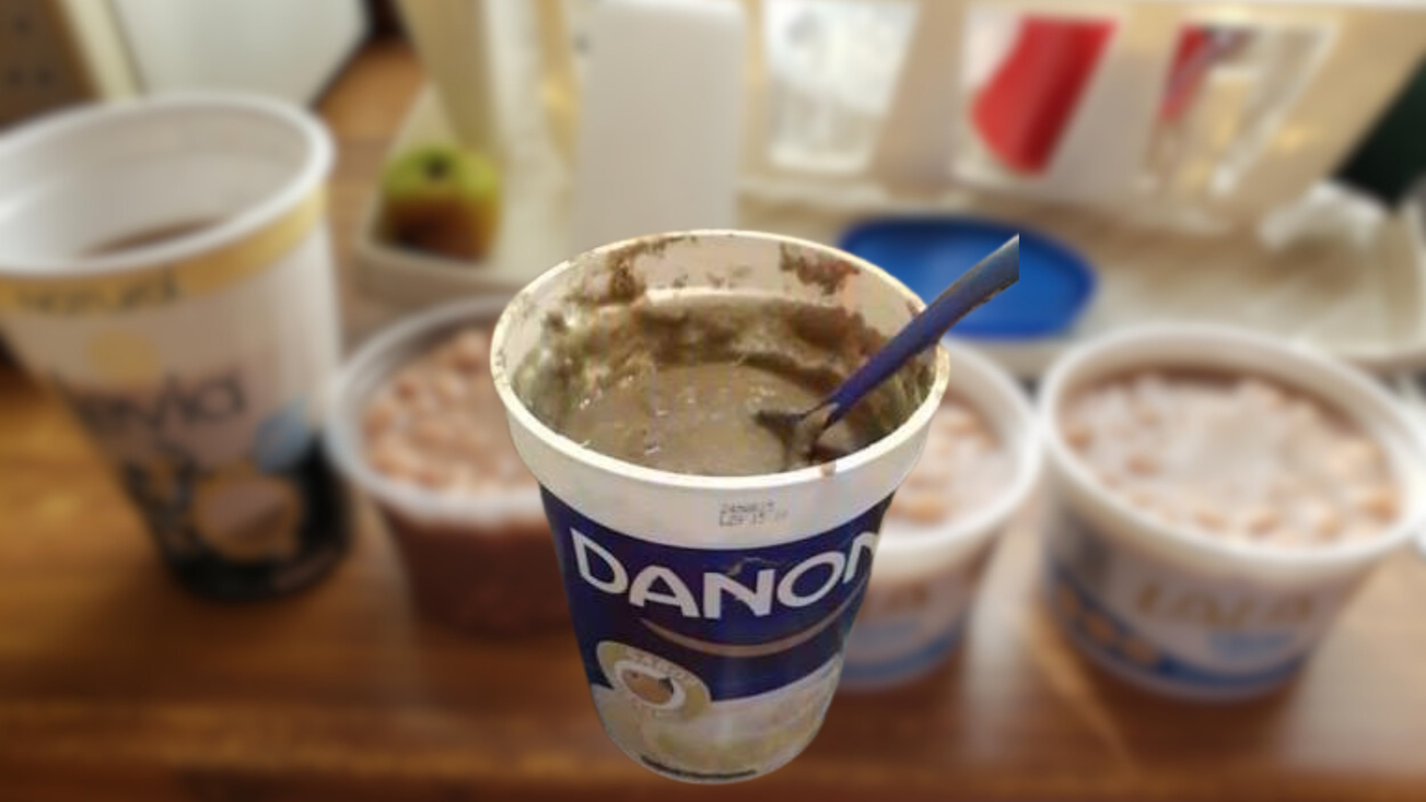 ¡Aguas con los frijoles! Advierte Profeco riesgos al reutilizar envases de yogurt