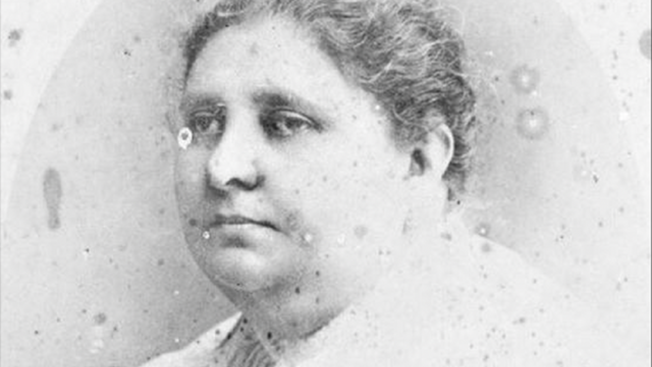 ¿Quién fue Rita Cetina Gutiérrez, mujer que da nombre a nueva beca universal?