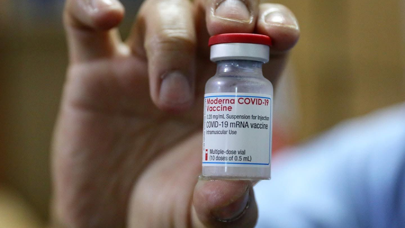 Aparece síntoma raro tras vacunación contra COVID-19