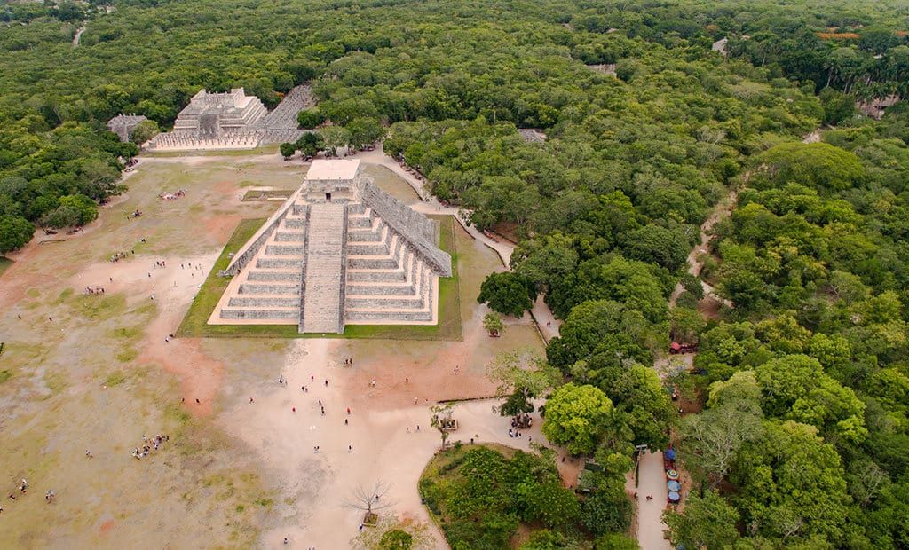 Restringe Chichén Itzá ingreso con mochilas tras hechos violentos en Teotihuacán