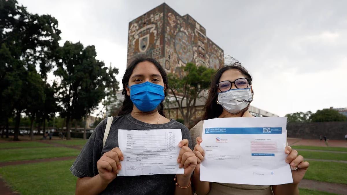 Aspirantes de la UNAM se quedan sin cita para el examen de control