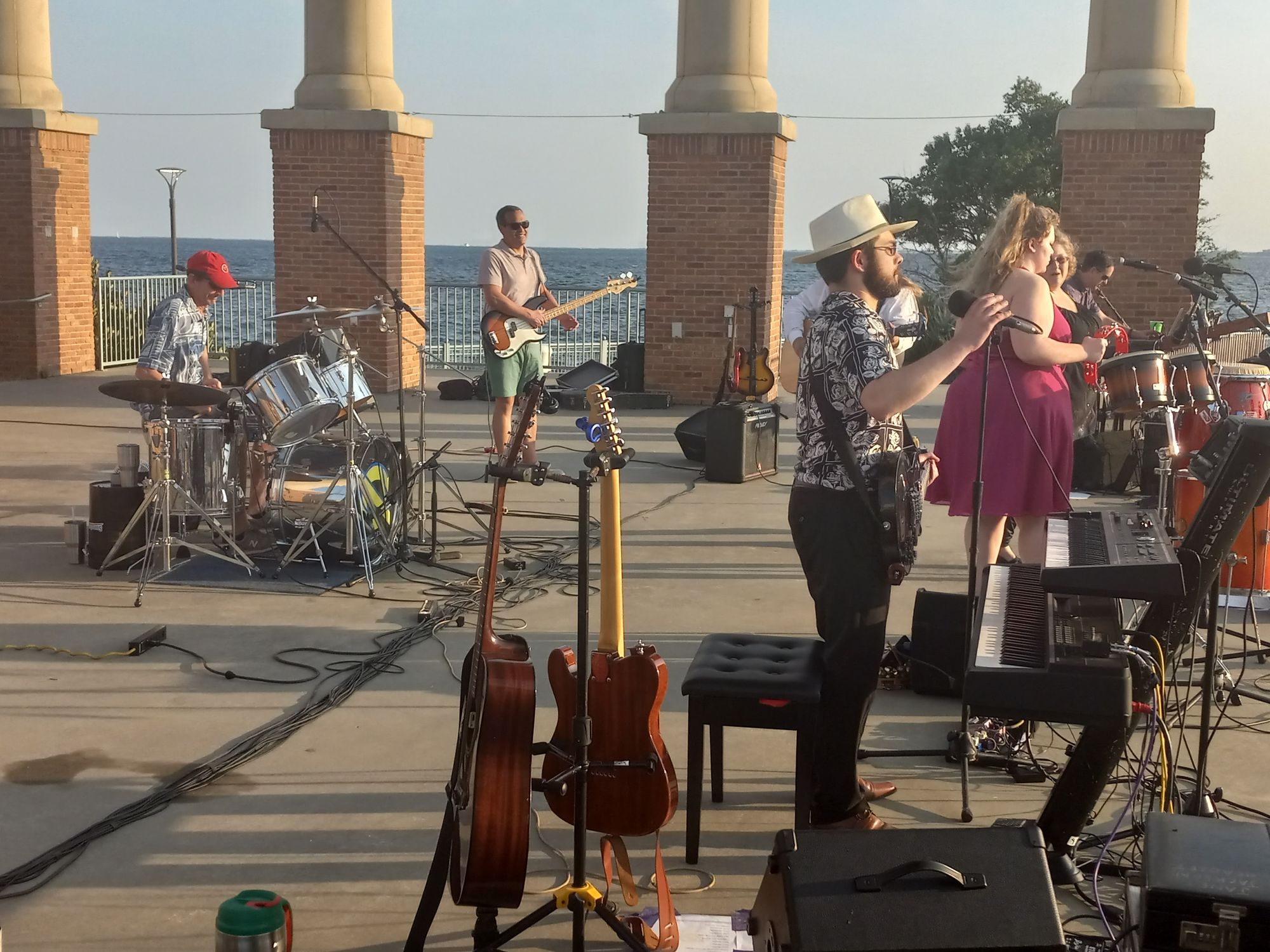 CiViLiZED NATiVES perform at Blues On The Bay in Pensacola.