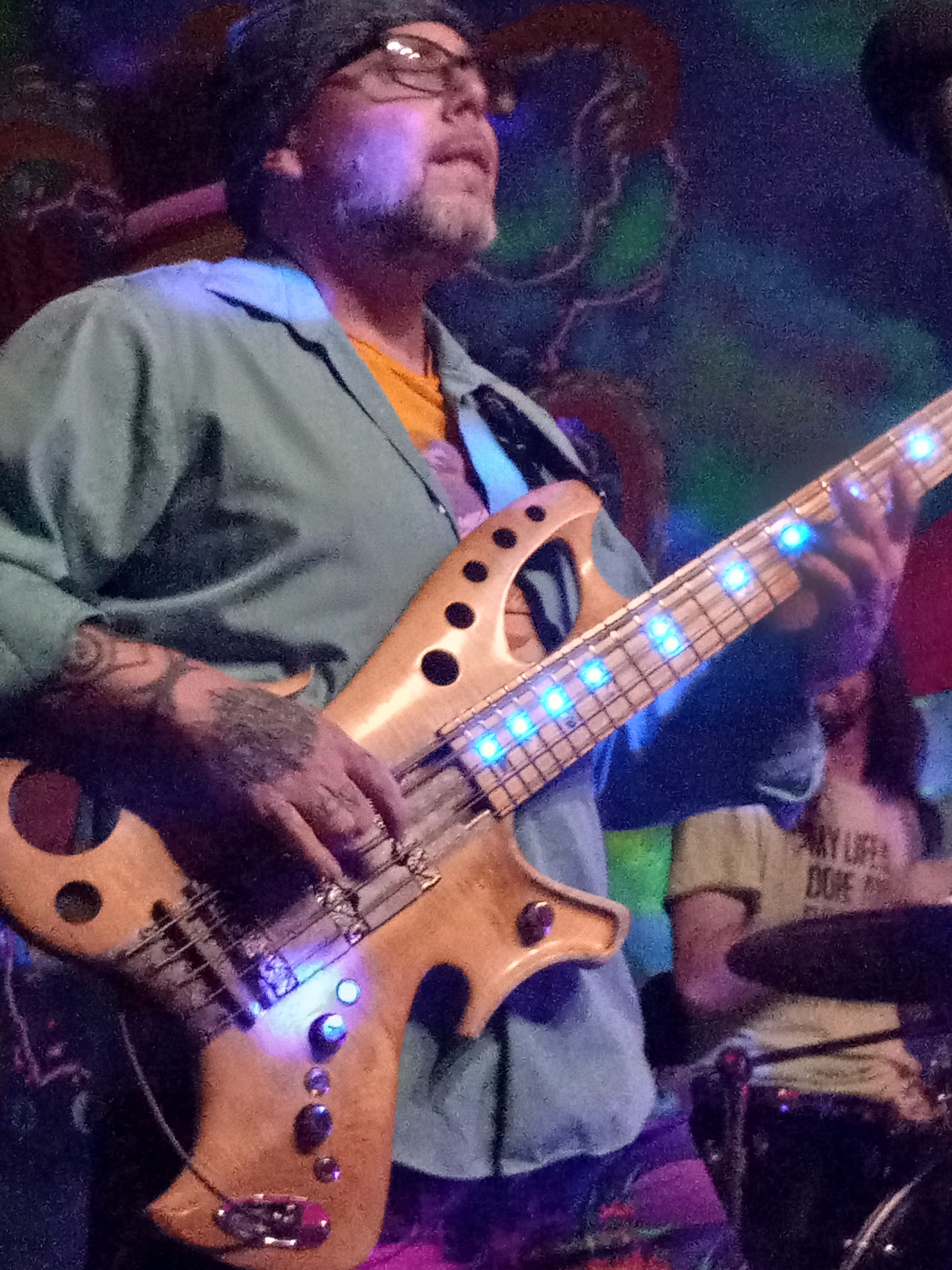 Jesse O'Neal playing his custom made bass