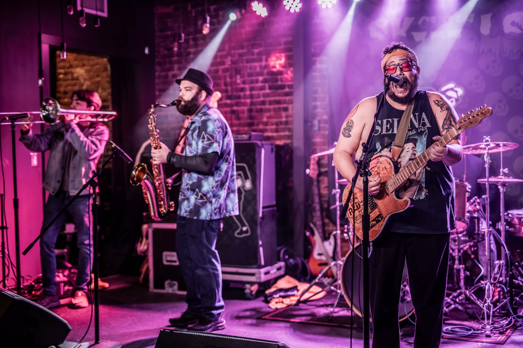 Red and The Revelers opening the show (photos by Moth)