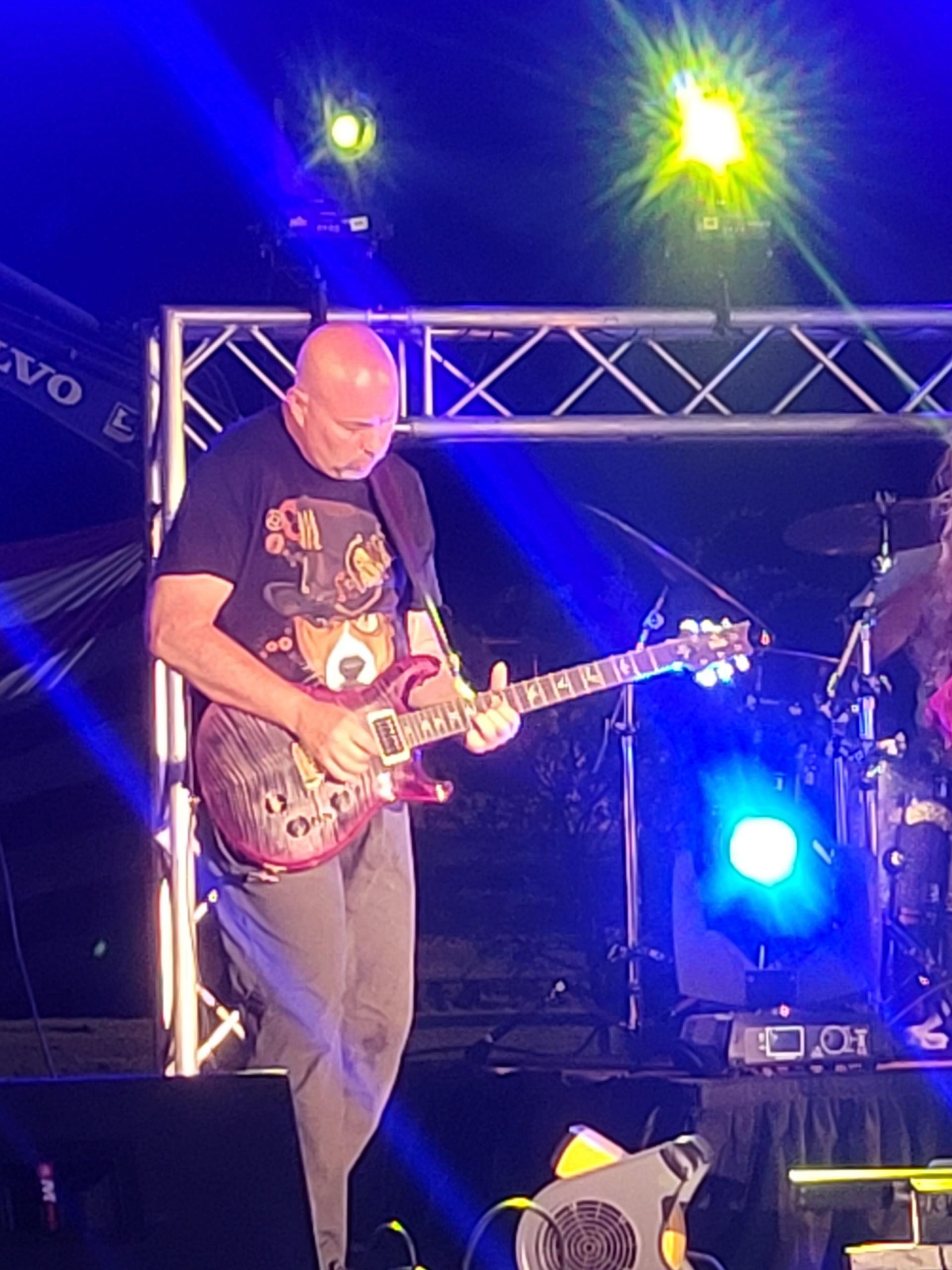 Scott Ricket wails with ear splitting leads and riffs
