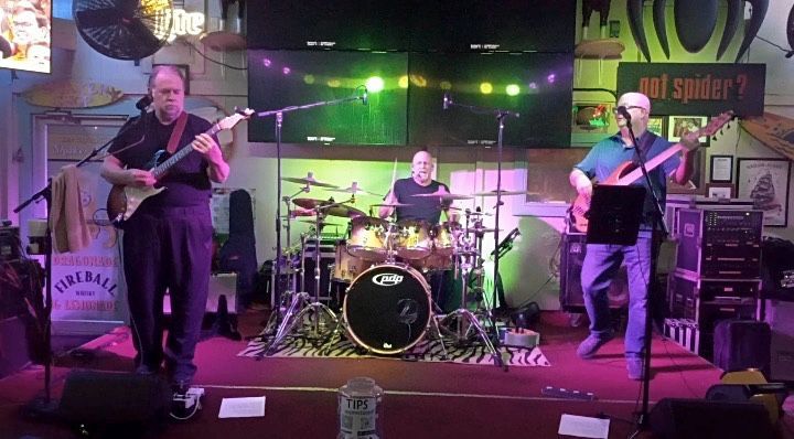 Harrison Avenue Plays The Sandshaker - 3/2/23