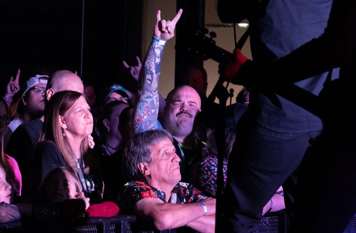 Cold Leaves Pensacola Fired Up