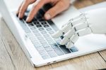 IA et travail social : cinq garde-fous venus du terrain