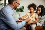 Enfants handicapés en outre-mer : les familles demandent des moyens et du répit
