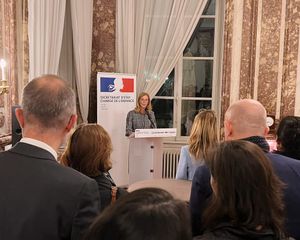 Charlotte Caubel appelle de ses voeux pour 2023 "une politique de l’enfance plus ambitieuse, mieux coordonnée"