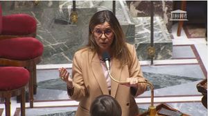 L'Assemblée nationale vote  à l’unanimité le retrait de l’autorité parentale après condamnation pour violences intrafamiliales