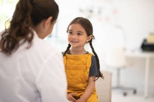 Publication d'un guide sur la participation des enfants aux décisions concernant leur santé