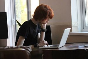 Jeunes majeurs sortant de l’ASE : la Cnaf part à la chasse aux « pécules » oubliés