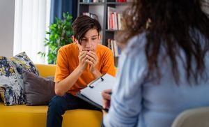 Contrat d’engagement jeune : un dispositif rigide qui fragilise les plus vulnérables