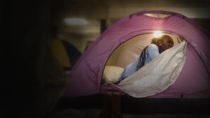 « À la rue. SDF à 20 ans » : le documentaire qui donne la parole aux jeunes invisibles