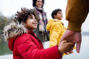 Parentalité : vingt ans de changements, une égalité encore lointaine