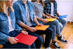 Jeunes et emploi : ce que les chiffres disent… et ce qu’on leur fait dire