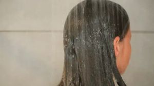 Quand l’hygiène devient un luxe : la précarité invisible des jeunes et des familles monoparentales