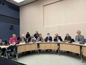 Protection de l'enfance : le Sénat formule 15 recommandations pour sortir d'une crise qui dure depuis vingt ans