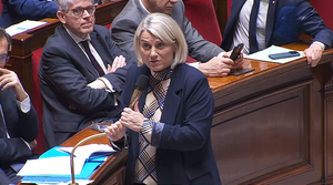 Attaque au couteau dans un lycée d’Ancenis : l’État sommé d’agir face à une pédopsychiatrie saturée