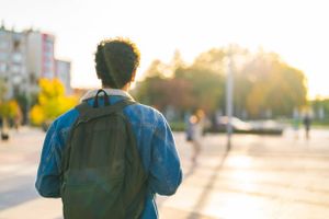 Jeunes majeurs : Cause Majeur ! relance son enquête auprès du terrain