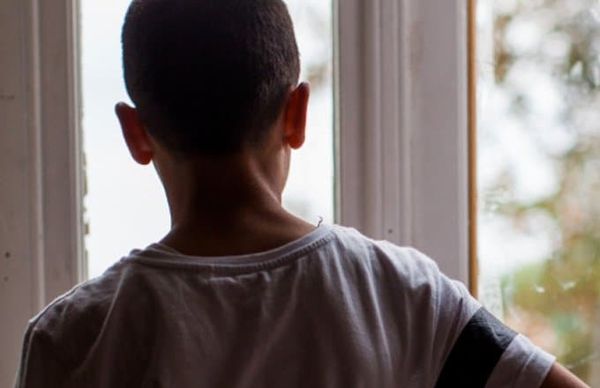 Interdiction de l’accueil des jeunes de l’ASE à l’hôtel :  « Inapplicable dans les conditions actuelles », selon Départements de France