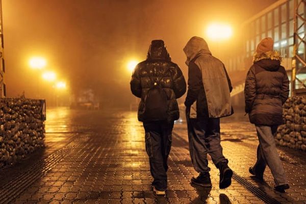 Couvre-feu pour les mineurs : le vieux serpent de mer refait surface