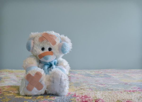 Maltraitance physique infantile : une étude identifie les facteurs de risque