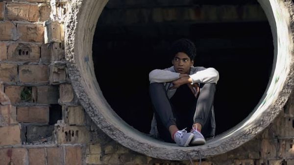 Exploités, pas délinquants : ces enfants que la justice française refuse de voir