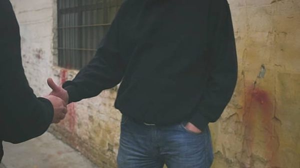 Trafic de stupéfiants : l'embrigadement des mineurs du Gard à la loupe