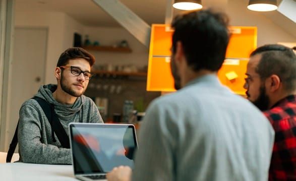 Fin du CEJ-JR : les associations alertent sur l’avenir des jeunes en rupture