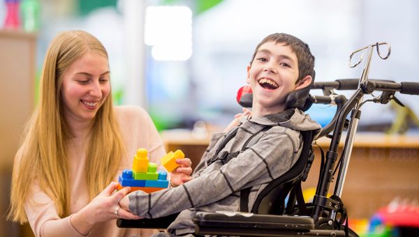 Enfants handicapés : évolution des coûts et des pratiques