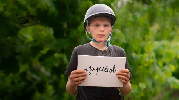 Rentrée 2025 : des milliers d’enfants handicapés toujours sans solution scolaire