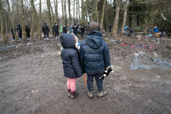 Enfants migrants : la Manche, une frontière à haut risque