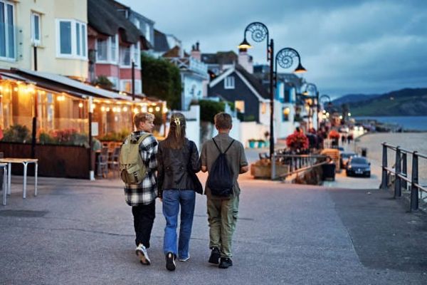 Violences sexuelles commises par des mineurs : un enjeu européen, un défi pour la France